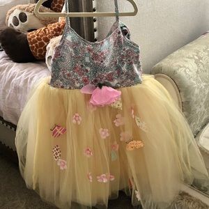 Girls dress!